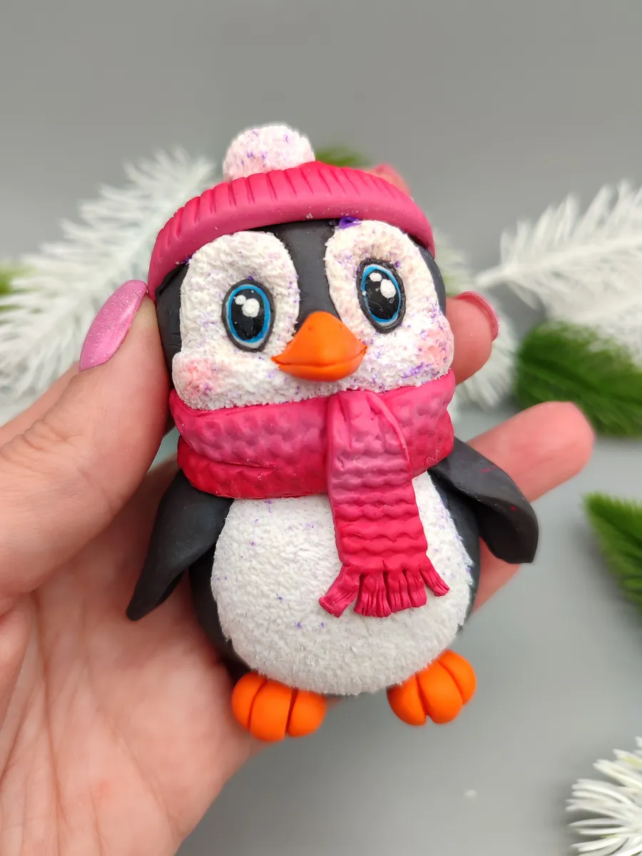 Силиконовая форма Пингвин в шапочке 2d