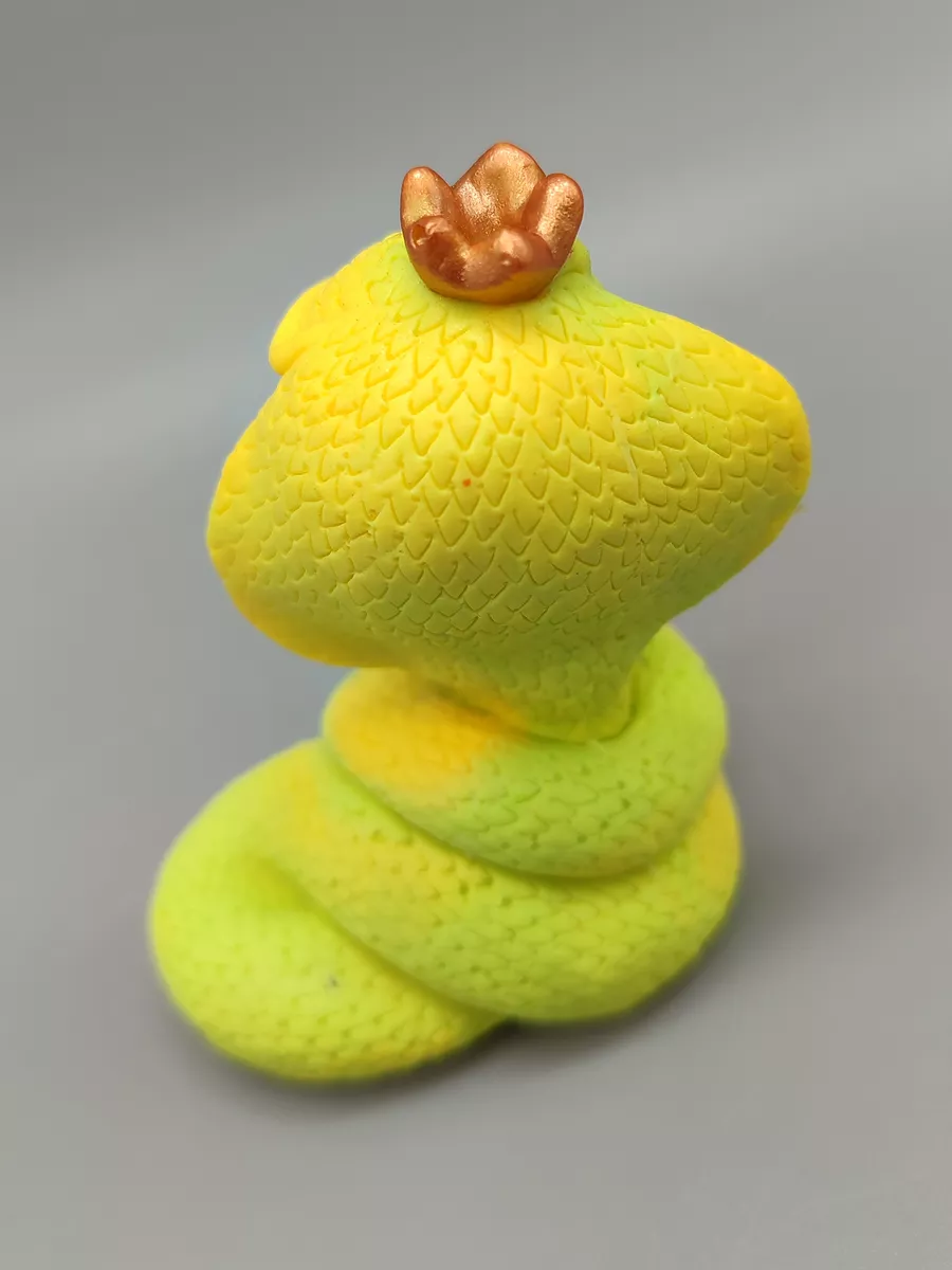 Силиконовая форма Змейка Королева