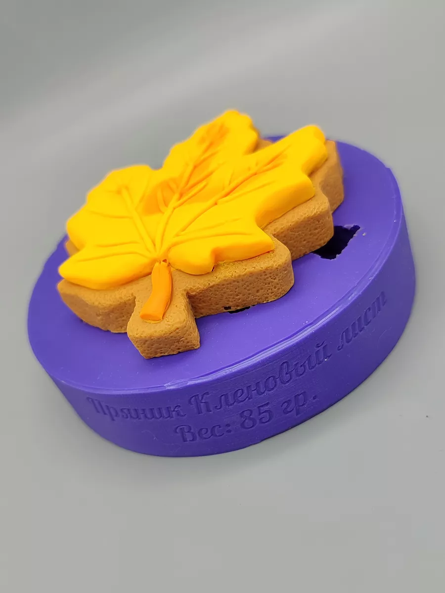 Силиконовая форма 1 Сентября Кленовый лист 2d